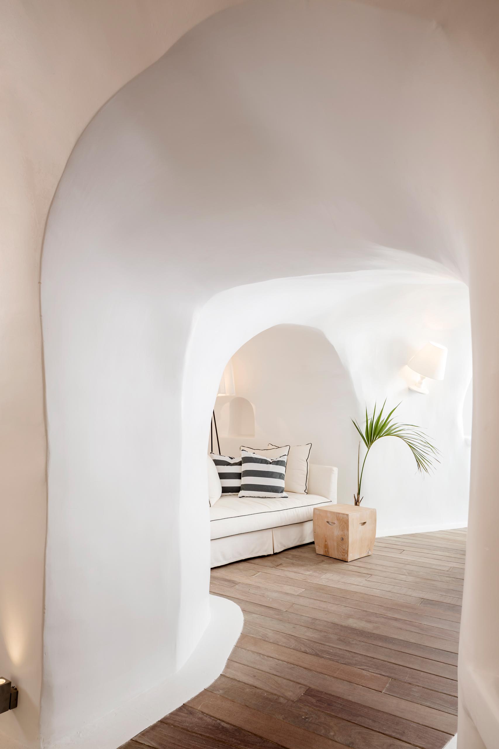 Katikies Kirini Spa Hotel Santorini Interiors 1