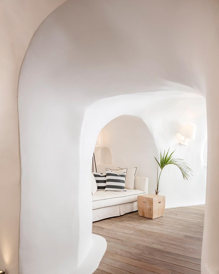 Katikies Kirini Spa Hotel Santorini Interiors 1