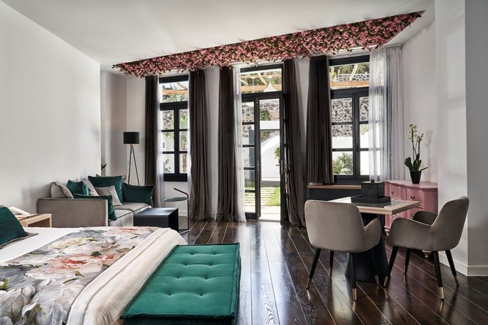 Superior Pool Suite With Private Garden (2)