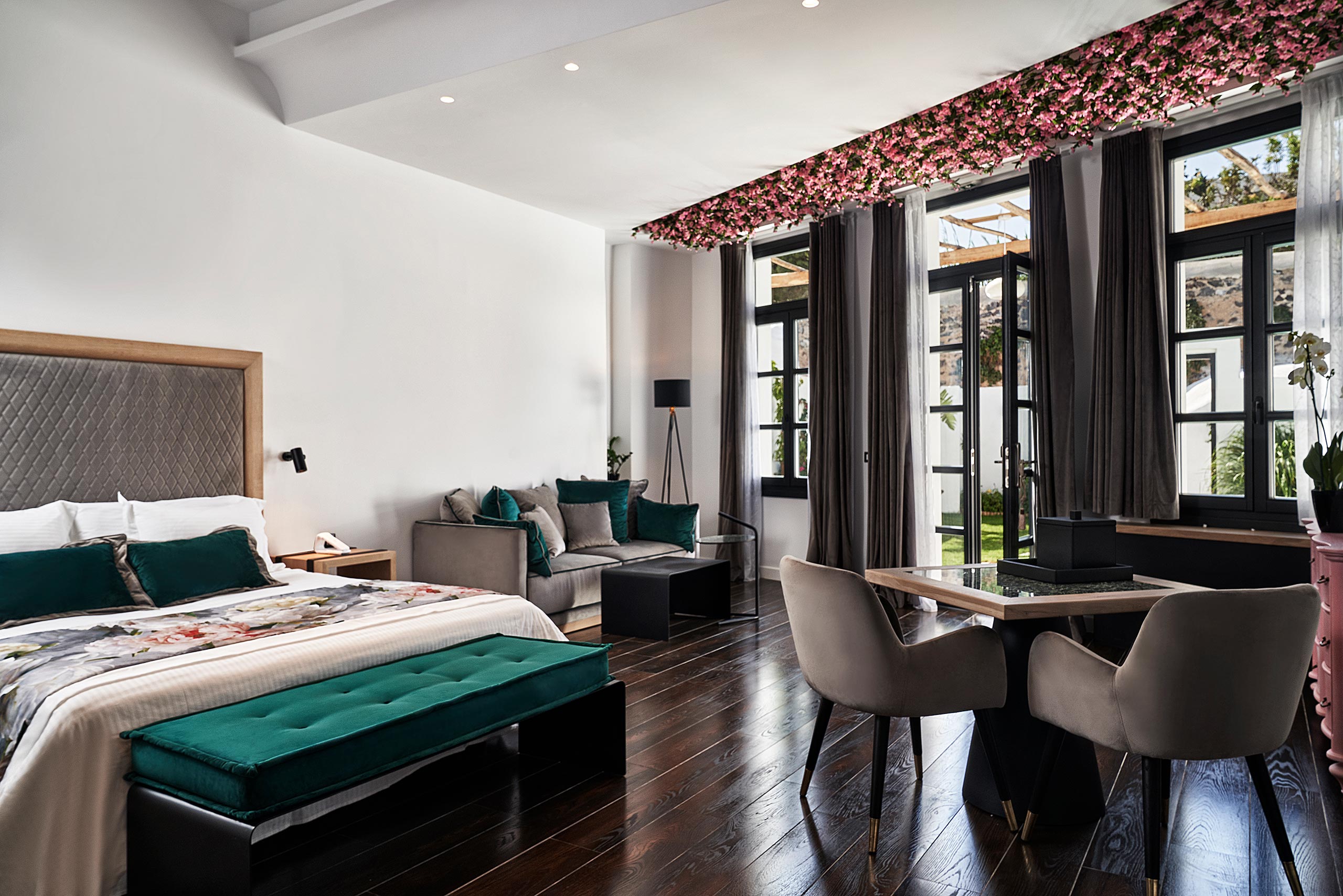 Katikies Garden Hotel Santorini Superior Pool 2021