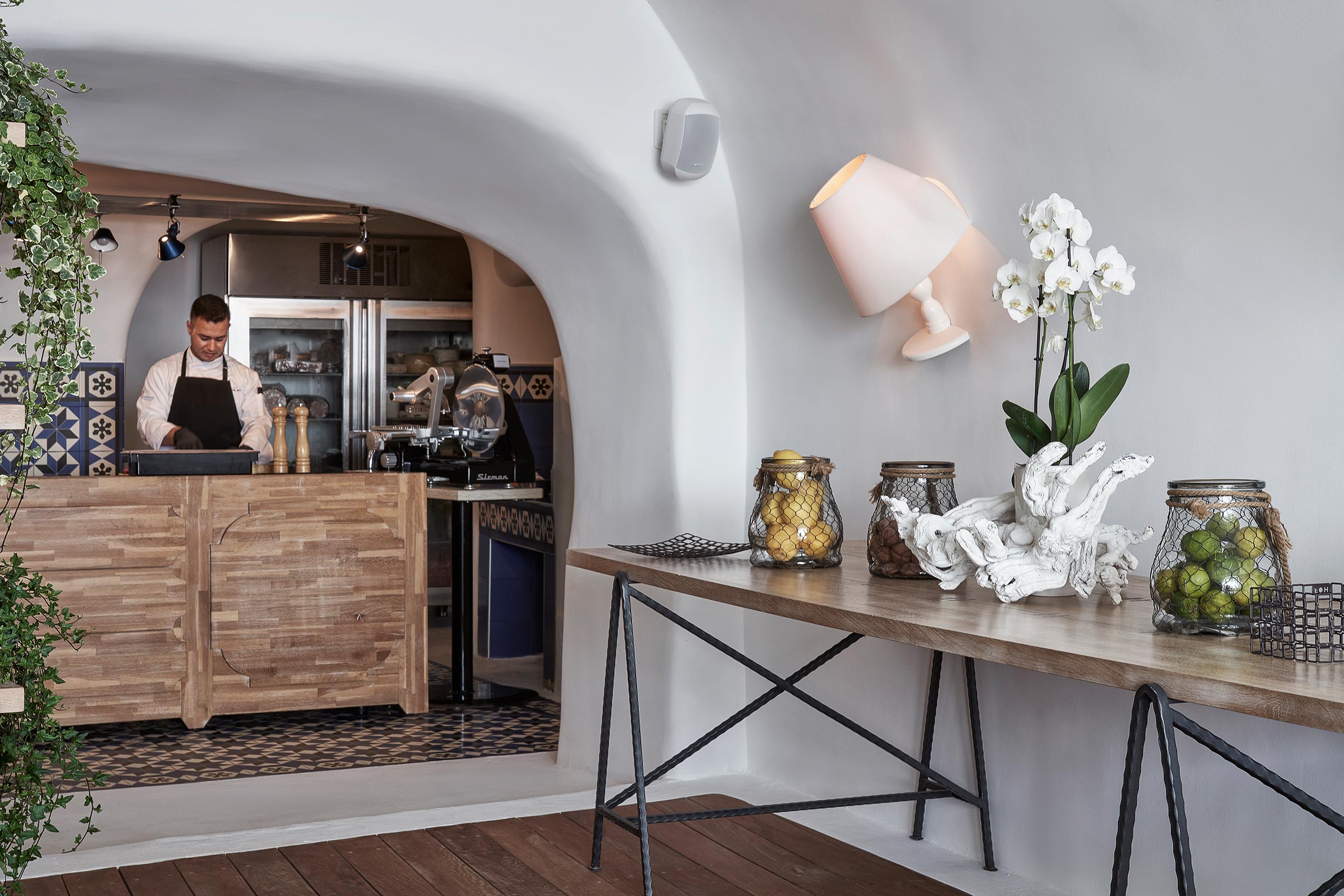 Anthos Restaurant Santorini Oia 0230