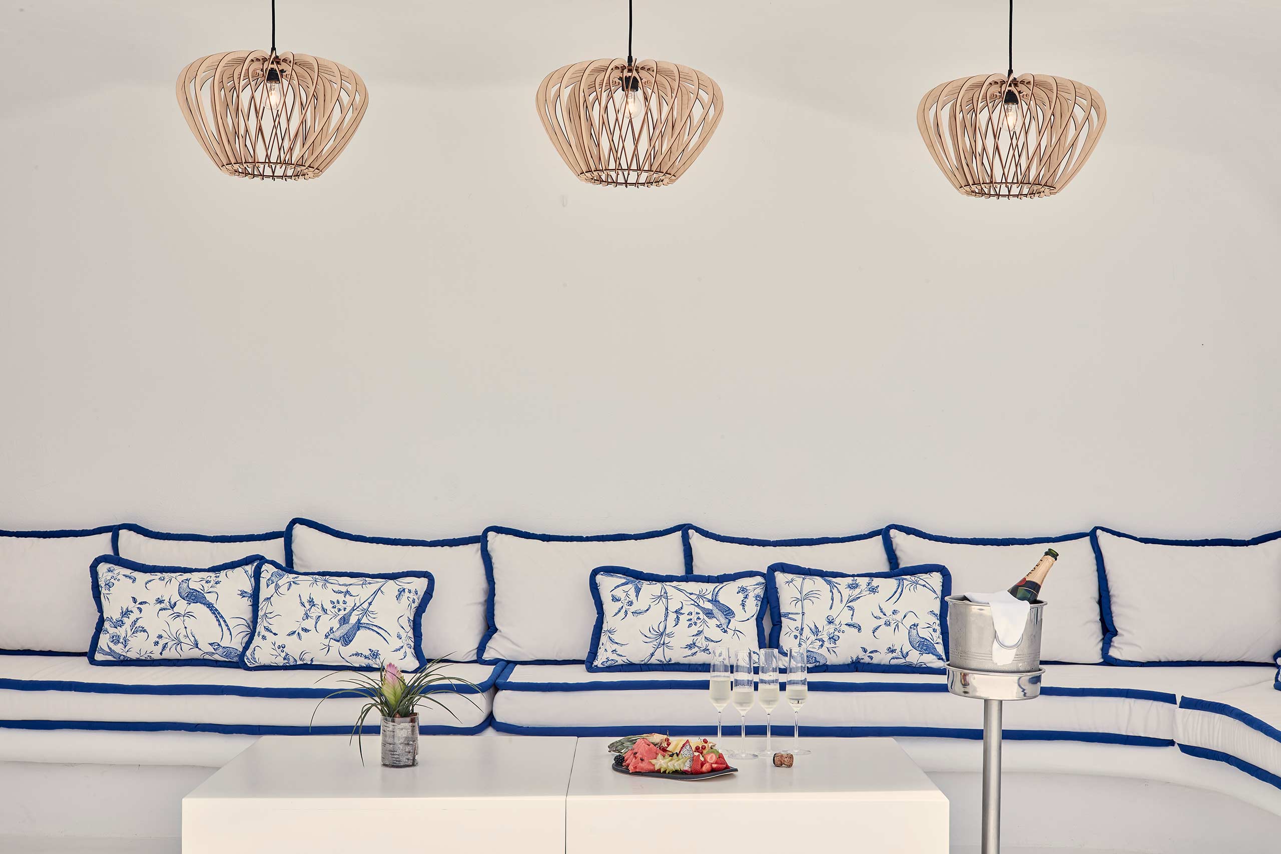 01 07 Katikies Hotel Mykonos