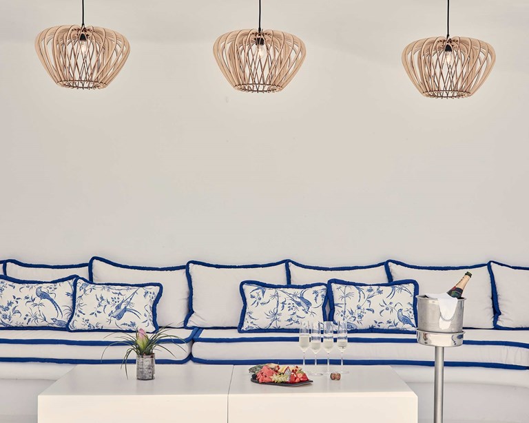 01 07 Katikies Hotel Mykonos