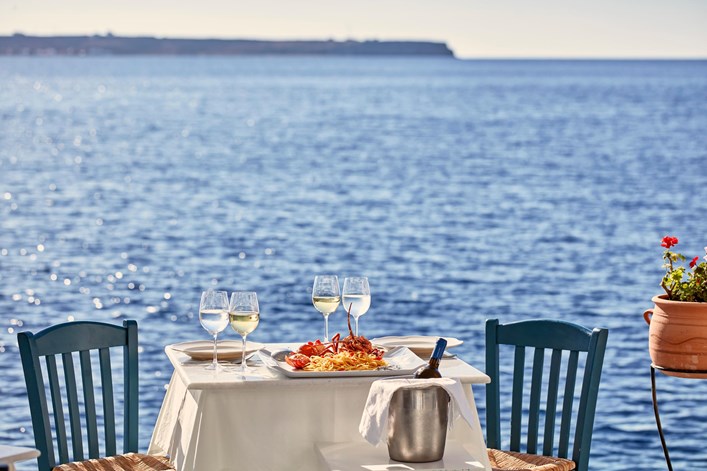 Katikies Hotels Grecee Santorini Taste Santorini Ammoudi Fish Taverns