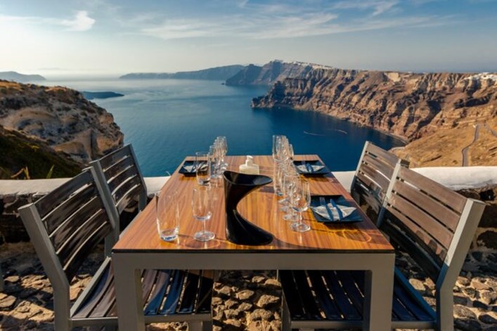 Katikies Hotels Grecee Wine Experience Main Hall Terrace 5 Custom 683X1024