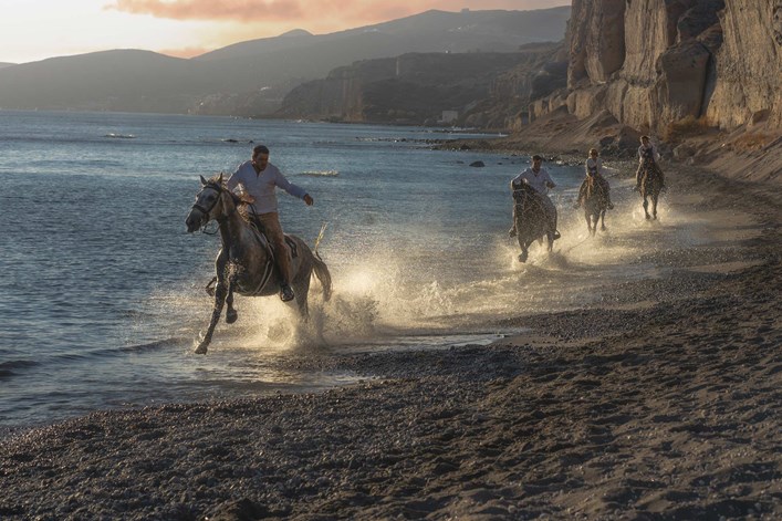 Katikies Hotels Grecee Things To Do Horse Back Riding