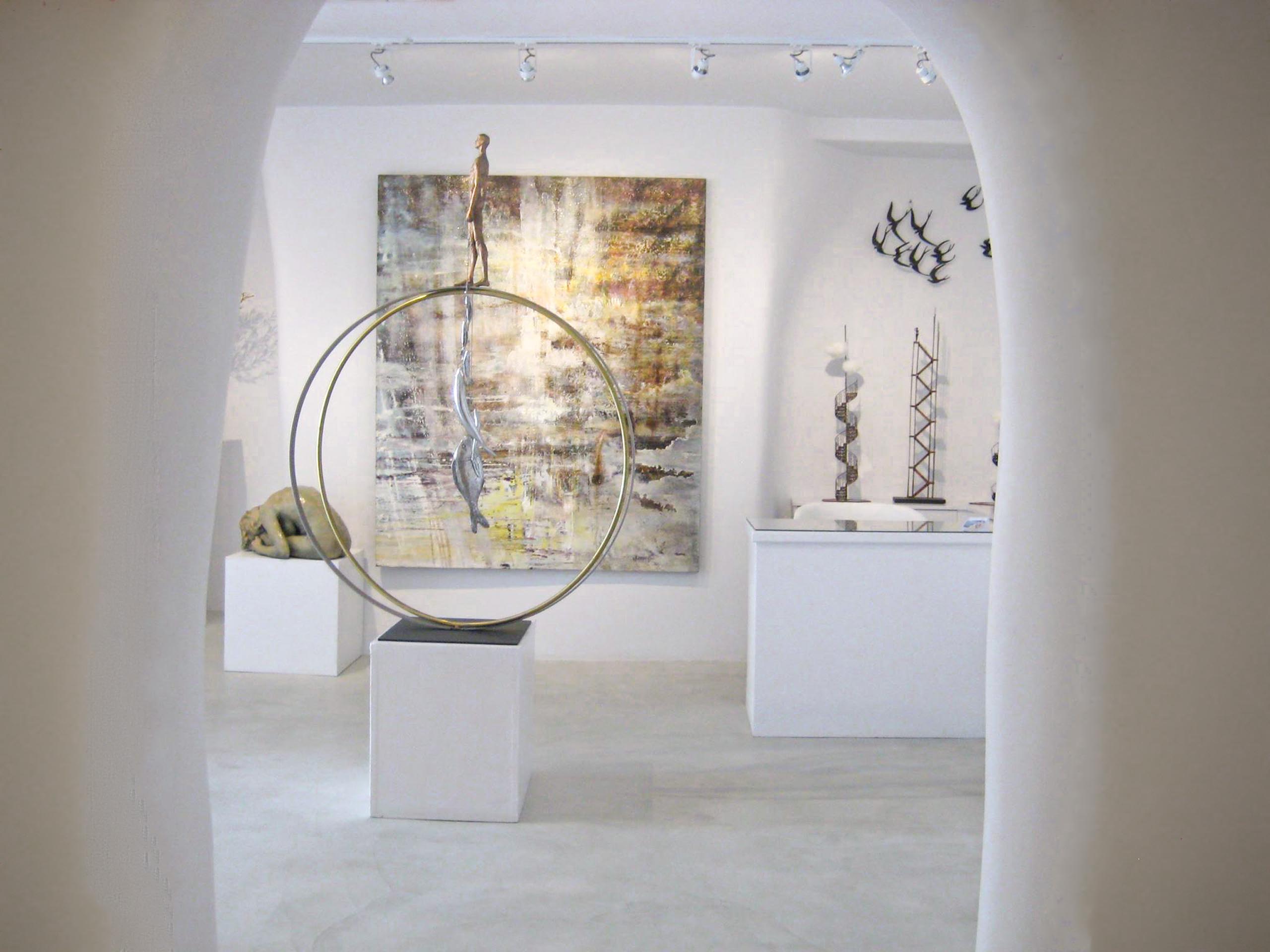 Katikies Hotels Grecee Santorini Shopping Oia Treasures Art Gallery Edit