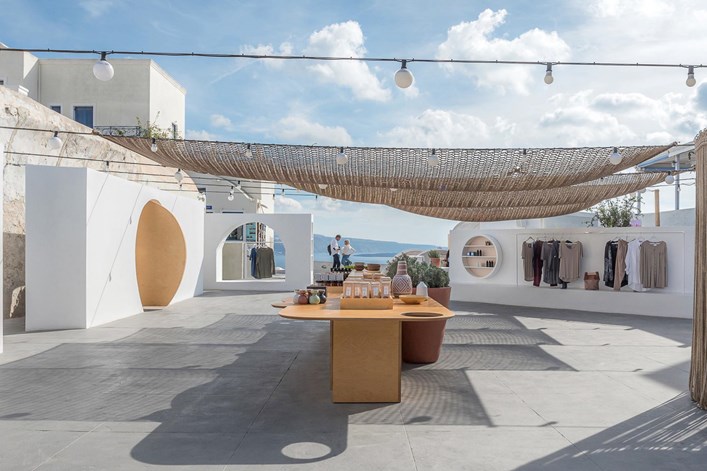 Katikies Hotels Grecee Santorini Shopping Speira Shop