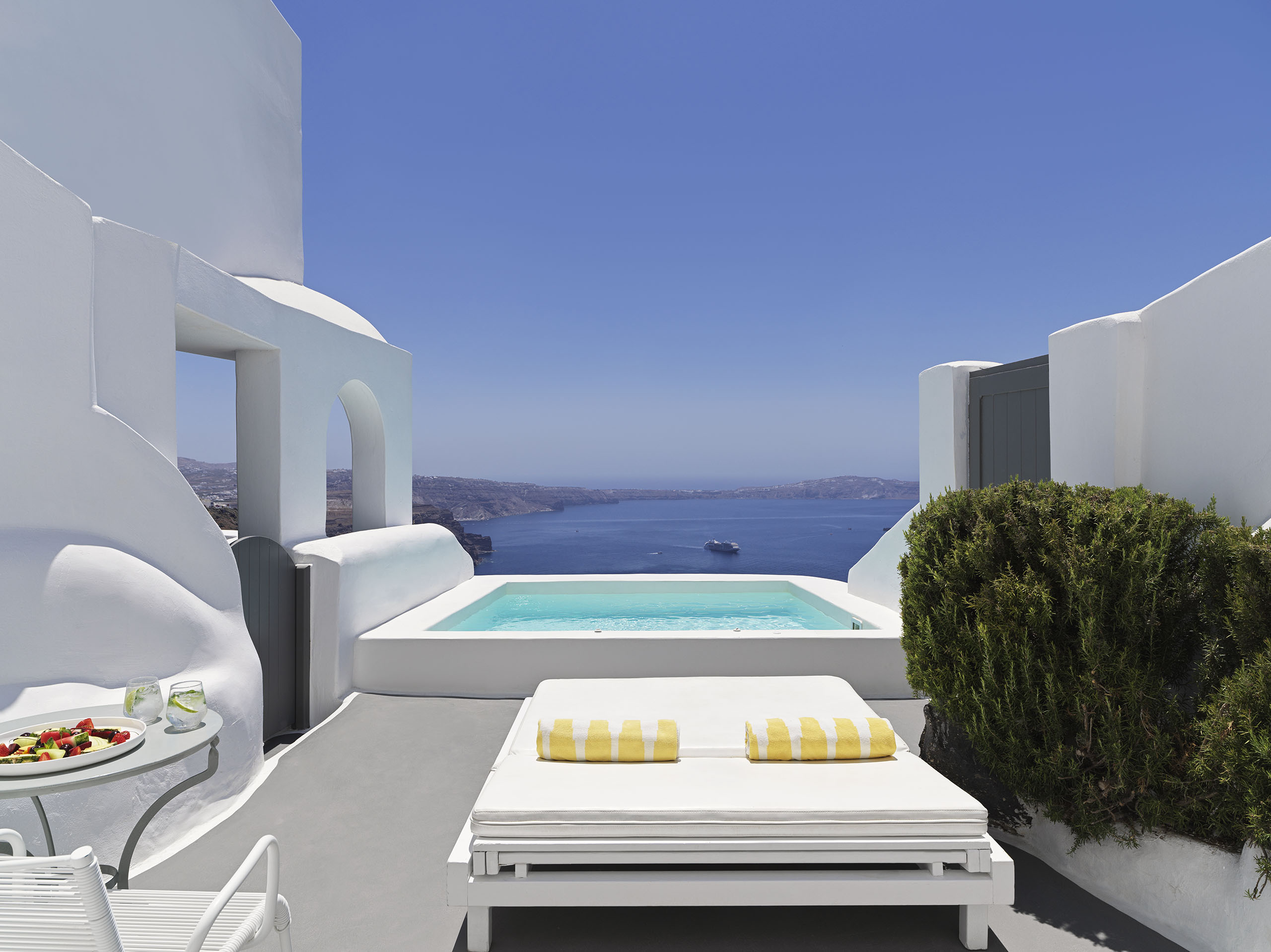 Katikies Chromata 12