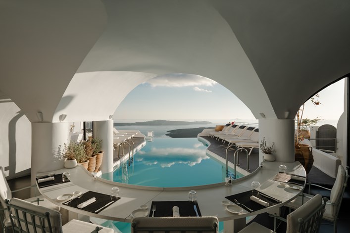 Katikies Restautants 11